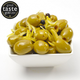 Royale Pitted Olives